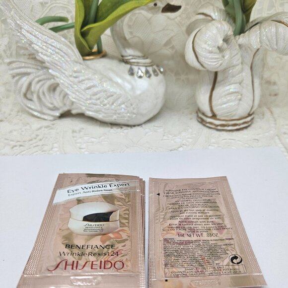 3X Shiseido Benefiance WrinkleResist24 Intensive Eye Contour Cream Sample 1ml - Picture 4 of 4